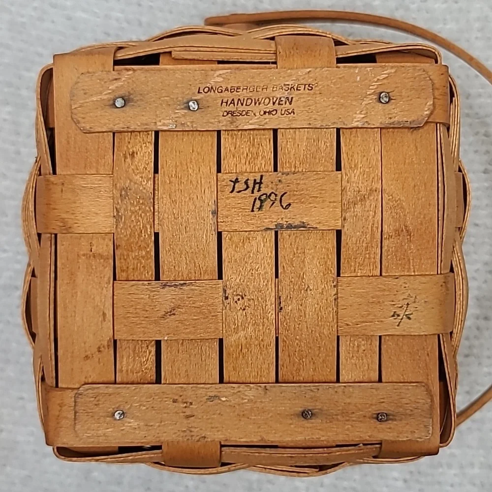 Longaberger Vintage 1996 Shades of Autumn Maple Leaf Basket/Liner/Insert 13935